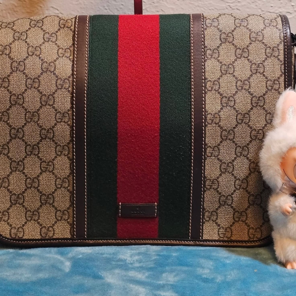 #35615-Gucci supreme messenger unisex bag